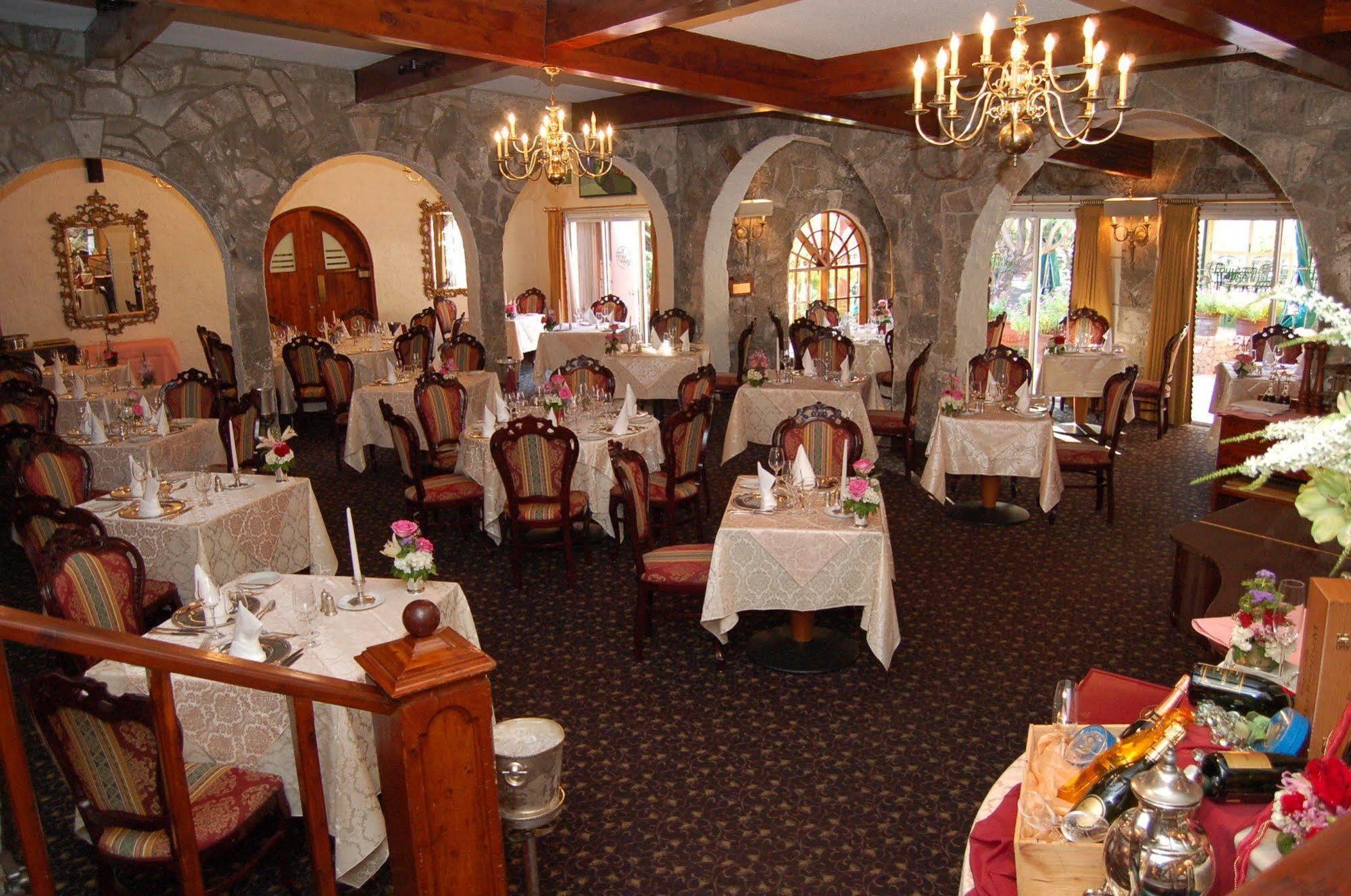 Fourways Inn Mount Pleasant Eksteriør billede